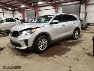 2019 Kia Sorento L with VIN 5XYPG4A35KG577405, listed as a Copart auction lot 84724454 with NaN miles and Salvage Title. Bid and sale history available at carsss.com. Image 1.