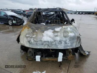 2019 Hyundai Santa Fe Ultimate with VIN 5NMS5CAA5KH076688, listed as a Copart auction lot 87656435 with 0 mi miles and Non Repairable. Bid and sale history available at carsss.com. Image 5.