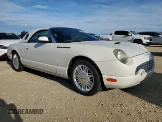 2002 Ford Thunderbird Hardtop Premium z VIN 1FAHP60A92Y103048, wystawiony jako Copart lot #73916924 z przebiegiem 75 396 mil mil oraz Szkoda całkowita • Salvage title. Historia ofert i sprzedaży dostępna na DreamBid. Obrazek 4.