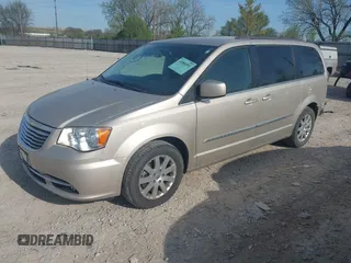 2014 Chrysler Town & Country Touring with VIN 2C4RC1BG0ER422698, listed as a IAAI auction lot 42086592 with 66,659 mi miles. Bid and sale history available at carsss.com. Image 2.