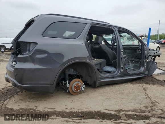 2024 Dodge Durango R/T Plus z VIN 1C4SDJCT5RC102950, wystawiony jako Copart lot #57061825 z przebiegiem Nie podano mil oraz Nie do naprawy • Non repairable. Historia ofert i sprzedaży dostępna na DreamBid. Obrazek 3.