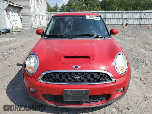2009 MINI Hardtop S with VIN WMWMF73519TW84971, listed as a Copart auction lot 62074335 with 177,724 mi miles and Clean title. Bid and sale history available at DreamBid. Image 5.