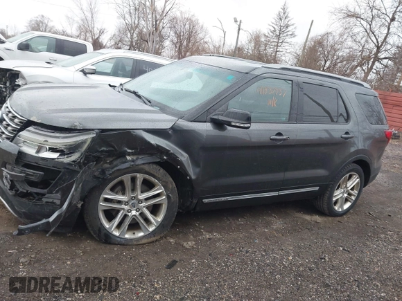 2016 Ford Explorer XLT with VIN 1FM5K8D89GGC03268, listed as a IAAI auction lot 41837937 with 175,463 mi miles and . Bid and sale history available at carsss.com. Image 14.