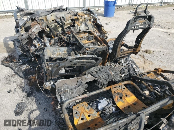 2017 Ford F-250 Lariat z VIN 1FT7W2B61HEE56663, wystawiony jako Copart lot #52383835 z przebiegiem Nie podano mil oraz Nie do naprawy • Non repairable. Historia ofert i sprzedaży dostępna na DreamBid. Obrazek 8.