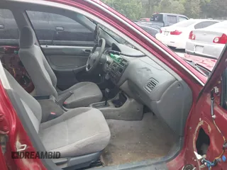 1997 Honda Civic LX with VIN 1HGEJ6672VL019621, listed as a IAAI auction lot 42081226 with 194,957 mi miles. Bid and sale history available at carsss.com. Image 5.