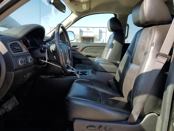 2013 GMC Sierra 1500 SLT with VIN 3GTP2WE73DG367638, listed as a Copart auction lot 52028535 with 140,086 mi miles and Salvage title. Bid and sale history available at DreamBid. Image 7.