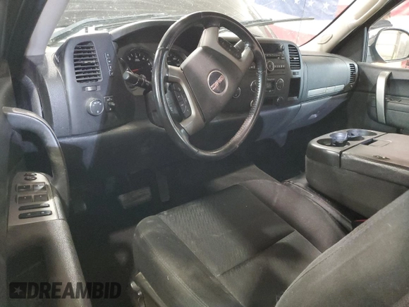 2011 GMC Sierra 1500 SLE z VIN 1GTR2VE31BZ258009, wystawiony jako Copart lot #44154985 z przebiegiem Nie podano mil oraz Szkoda całkowita • Salvage title. Historia ofert i sprzedaży dostępna na DreamBid. Obrazek 8.