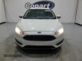 2016 Ford Focus SE with VIN 1FADP3K29GL263065, listed as a Copart auction lot 45387785 with 88,000 mi miles and Clean Title. Bid and sale history available at carsss.com. Image 5.