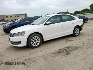 2015 Volkswagen Passat S with VIN 1VWAT7A32FC028156, listed as a Copart auction lot 57423575 with 154,596 mi miles and Salvage title. Bid and sale history available at DreamBid. Image 1.