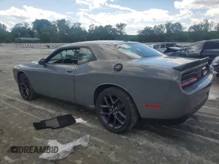 2019 Dodge Challenger SXT z VIN 2C3CDZAG5KH604003, wystawiony jako Copart lot #56694895 z przebiegiem 63 409 mil mil oraz Szkoda całkowita • Salvage title. Historia ofert i sprzedaży dostępna na DreamBid. Obrazek 2.