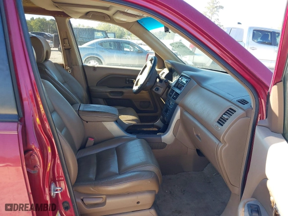 2006 Honda Pilot EX-L with VIN 5FNYF18566B022909, listed as a IAAI auction lot 40576412 with 310,278 mi miles. Bid and sale history available at carsss.com. Image 5.