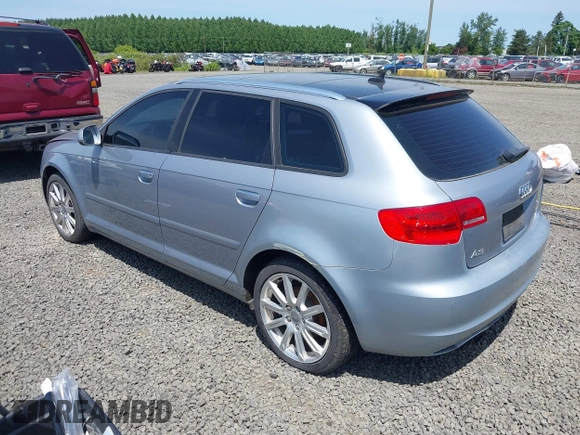 2012 Audi A3 Premium Plus z VIN WAUKFAFM0CA011051, wystawiony jako IAAI lot #42315135 z przebiegiem 136 597 mil mil oraz . Historia ofert i sprzedaży dostępna na DreamBid. Obrazek 3.