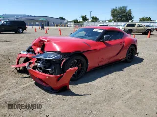 2020 Toyota Supra 3.0 z VIN WZ1DB4C09LW020555, wystawiony jako Copart lot #65440913 z przebiegiem Nie podano mil oraz . Historia ofert i sprzedaży dostępna na DreamBid. Obrazek 1.