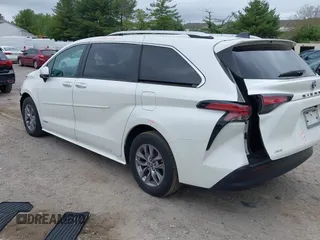 2021 Toyota Sienna XLE с VIN 5TDYSKFC6MS002087, выставлен на аукционе IAAI как лот 42182937 с пробегом 63 192 миль миль и . История ставок и продаж доступна на DreamBid. Изображение 3.