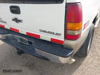 2002 Chevrolet Silverado 1500 LT with VIN 2GCEK19T821377914, listed as a IAAI auction lot 41955722 with 197,892 mi miles. Bid and sale history available at carsss.com. Image 12.