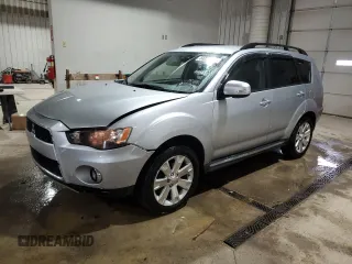 2011 Mitsubishi Outlander SE z VIN JA4JT3AW7BU015066, wystawiony jako Copart lot #44229205 z przebiegiem 127 230 mil mil oraz Szkoda całkowita • Salvage title. Historia ofert i sprzedaży dostępna na DreamBid. Obrazek 1.
