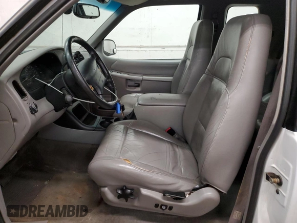 1999 Ford Explorer z VIN 1FMZU24E6XUC14115, wystawiony jako Copart lot #77702694 z przebiegiem 169 783 mil mil oraz Czysty tytuł • Clean title. Historia ofert i sprzedaży dostępna na DreamBid. Obrazek 7.
