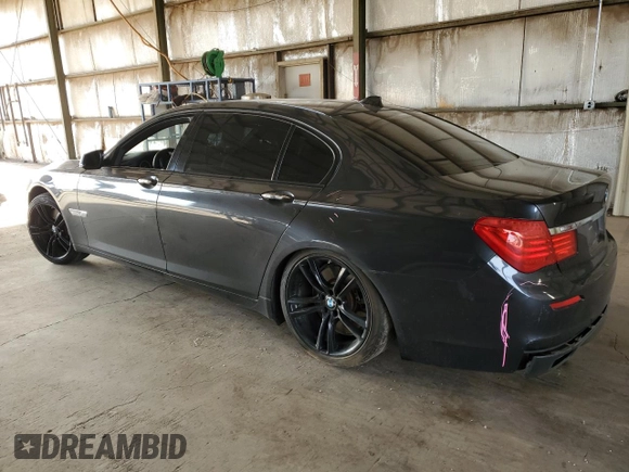 2011 BMW 7 Series 750Li z VIN WBAKB8C58BC852166, wystawiony jako Copart lot #51004065 z przebiegiem 110 499 mil mil oraz Szkoda całkowita • Salvage title. Historia ofert i sprzedaży dostępna na DreamBid. Obrazek 2.