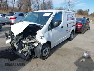 2016 Nissan NV200 S z VIN 3N6CM0KN3GK692362, wystawiony jako IAAI lot #41743123 z przebiegiem 168 260 mil mil oraz . Historia ofert i sprzedaży dostępna na DreamBid. Obrazek 17.