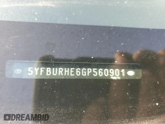 2016 Toyota Corolla L with VIN 5YFBURHE6GP560901, listed as a Copart auction lot 49072435 with 158,672 mi miles and Salvage title. Bid and sale history available at DreamBid. Image 14.