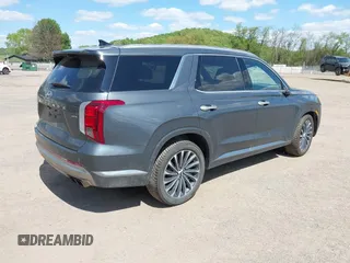 2023 Hyundai Palisade Calligraphy z VIN KM8R7DGE5PU499257, wystawiony jako IAAI lot #42231889 z przebiegiem 90 714 mil mil oraz . Historia ofert i sprzedaży dostępna na DreamBid. Obrazek 4.