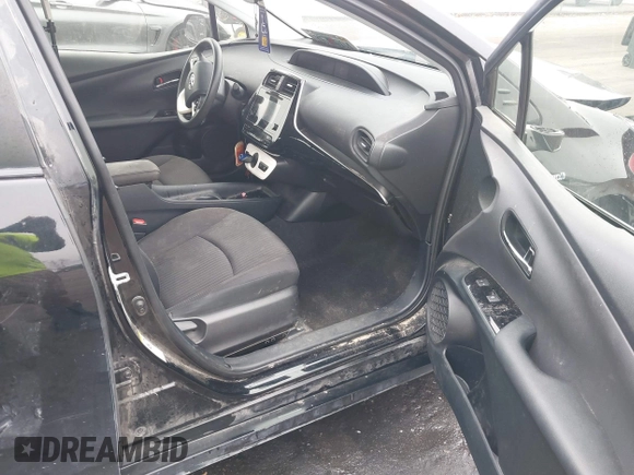 2018 Toyota Prius Two with VIN JTDKBRFU1J3076294, listed as a IAAI auction lot 41551218 with 70,644 mi miles. Bid and sale history available at carsss.com. Image 5.
