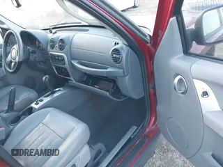 2006 Jeep Liberty Limited z VIN 1J4GK58K06W116522, wystawiony jako IAAI lot #41960345 z przebiegiem Nie podano mil oraz . Historia ofert i sprzedaży dostępna na DreamBid. Obrazek 5.