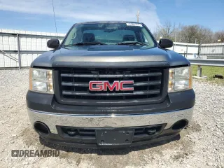 2011 GMC Sierra 1500 Work Truck z VIN 1GTN1TEX9BZ173993, wystawiony jako Copart lot #50416645 z przebiegiem 101 462 mil mil oraz Tytuł czysty. Historia ofert i sprzedaży dostępna na DreamBid. Obrazek 5.
