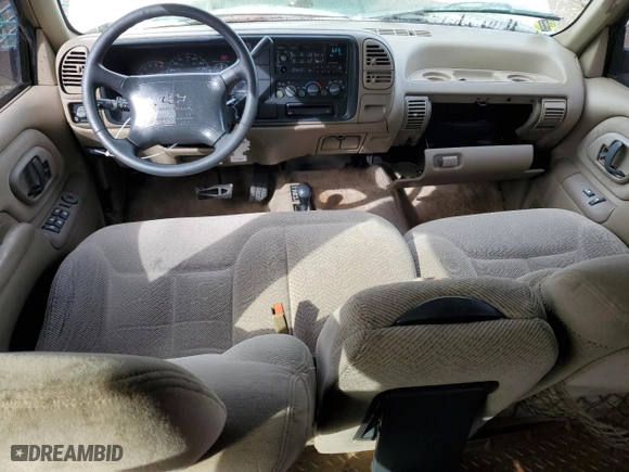 1996 Chevrolet Tahoe with VIN 1GNEK13R5TJ420715, listed as a Copart auction lot 48997145 with 303,588 mi miles and Salvage Title. Bid and sale history available at carsss.com. Image 8.