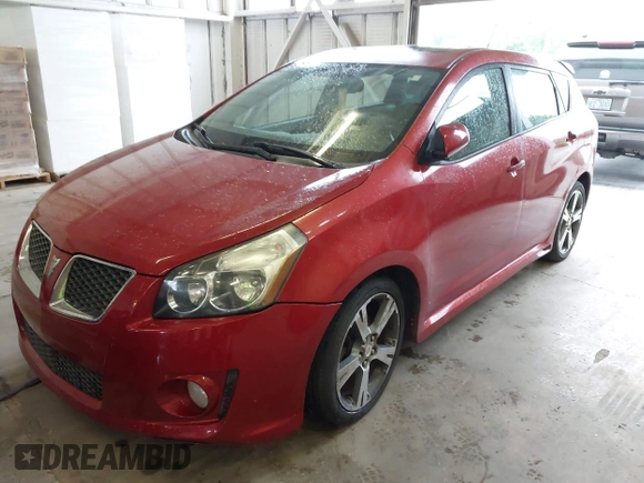 2009 Pontiac Vibe GT z VIN 5Y2SR670X9Z477258, wystawiony jako IAAI lot #42247743 z przebiegiem 213 002 mil mil oraz . Historia ofert i sprzedaży dostępna na DreamBid. Obrazek 2.