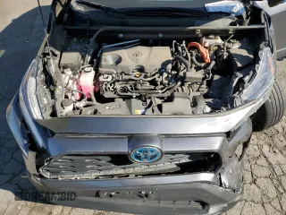 2021 Toyota RAV4 Hybrid LE with VIN 4T3B6RFV1MU042547, listed as a Copart auction lot 53558175 with 77,985 mi miles and Salvage title. Bid and sale history available at DreamBid. Image 12.