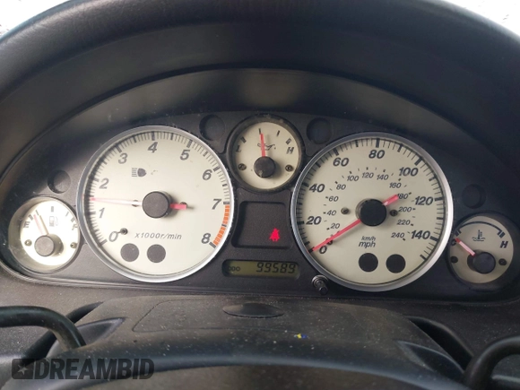 2003 Mazda MX-5 Miata Cloth with VIN JM1NB353730311899, listed as a IAAI auction lot 41929811 with 99,589 mi miles and . Bid and sale history available at DreamBid. Image 7.