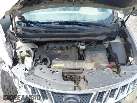 2010 Nissan Murano SL z VIN JN8AZ1MW0AW130023, wystawiony jako IAAI lot #42266242 z przebiegiem 185 074 mil mil oraz . Historia ofert i sprzedaży dostępna na DreamBid. Obrazek 10.