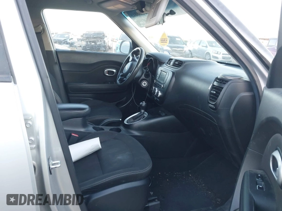 2017 Kia Soul with VIN KNDJN2A24H7474487, listed as a IAAI auction lot 41888815 with 119,105 mi miles. Bid and sale history available at carsss.com. Image 5.