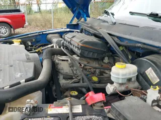 2001 Dodge 1500 with VIN 3B7HF13Z81G774740, listed as a IAAI auction lot 43299257 with 121,517 mi miles and . Bid and sale history available at DreamBid. Image 14.