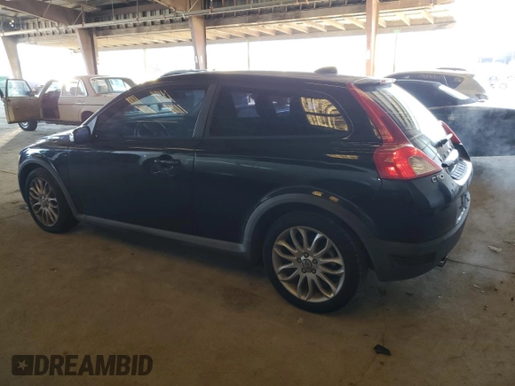 2009 Volvo C30 z VIN YV1MK672092144360, wystawiony jako Copart lot #49688415 z przebiegiem 142 631 mil mil oraz Szkoda całkowita • Salvage title. Historia ofert i sprzedaży dostępna na DreamBid. Obrazek 2.