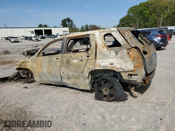 2014 GMC Terrain SLE with VIN 2GKFLWEK0E6267530, listed as a Copart auction lot 51095575 with Not provided miles and Non repairable. Bid and sale history available at DreamBid. Image 2.