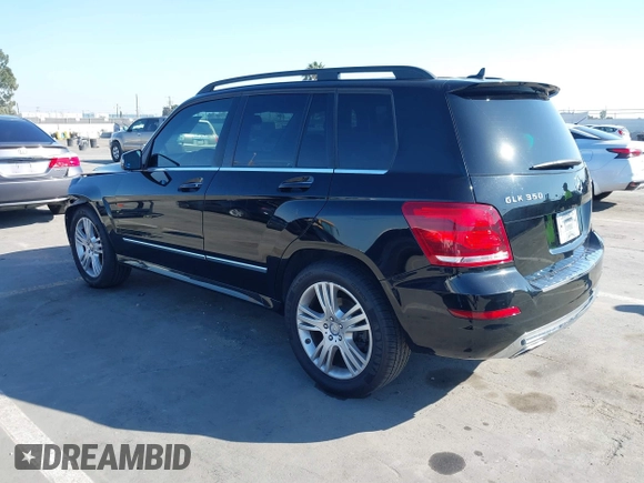 2015 Mercedes-Benz GLK with VIN WDCGG8JB8FG408944, listed as a IAAI auction lot 41615047 with 97,152 mi miles. Bid and sale history available at carsss.com. Image 3.