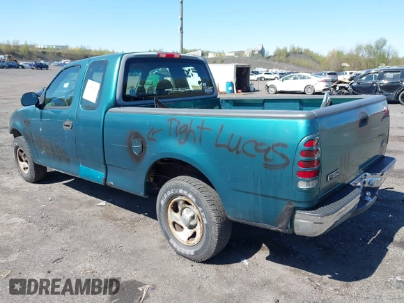 1997 Ford F-150 z VIN 1FTDX1768VNA88478, wystawiony jako IAAI lot #42080621 z przebiegiem 159 160 mil mil oraz . Historia ofert i sprzedaży dostępna na DreamBid. Obrazek 3.