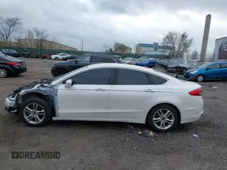 2018 Ford Fusion SE with VIN 3FA6P0HD9JR130315, listed as a IAAI auction lot 41913367 with 68,839 mi miles. Bid and sale history available at carsss.com. Image 15.