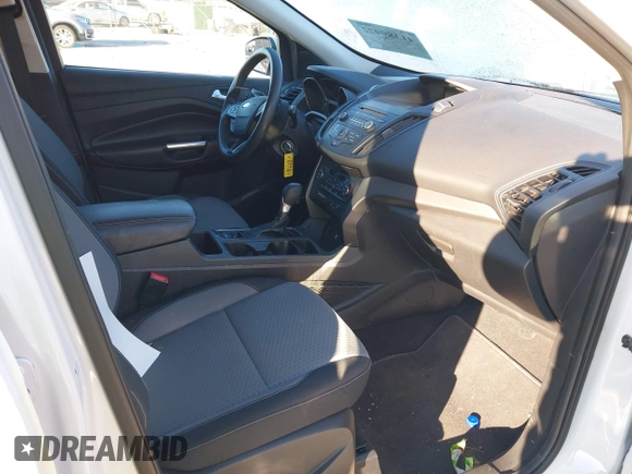 2017 Ford Escape SE z VIN 1FMCU0GD5HUB35744, wystawiony jako IAAI lot #41389972 z przebiegiem 171 623 mil mil oraz . Historia ofert i sprzedaży dostępna na DreamBid. Obrazek 5.