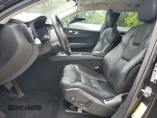 2018 Volvo XC60 Momentum with VIN YV4A22RK1J1029739, listed as a Copart auction lot 54148325 with 62,766 mi miles and Clean title. Bid and sale history available at DreamBid. Image 7.