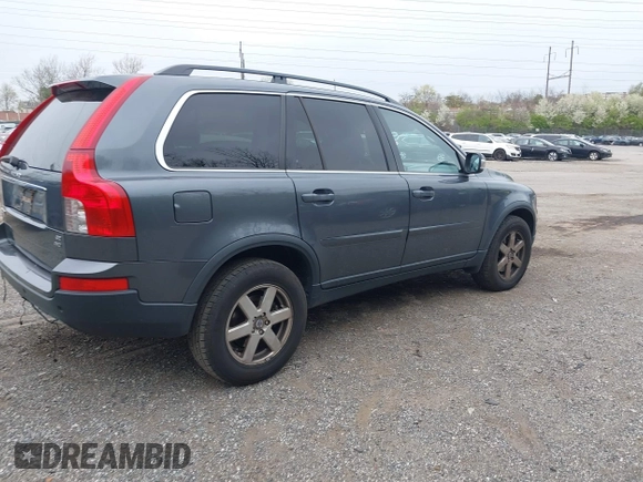 2007 Volvo XC90 I6 with VIN YV4CZ982X71391222, listed as a IAAI auction lot 41998088 with 200,435 mi miles. Bid and sale history available at carsss.com. Image 4.