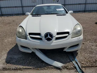2007 Mercedes-Benz SLK-Class 3.0L with VIN WDBWK54F97F147407, listed as a Copart auction lot 51713315 with 83,872 mi miles and Salvage Title. Bid and sale history available at carsss.com. Image 5.