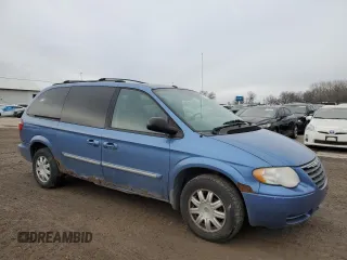 2007 Chrysler Town & Country LWB Touring with VIN 2A4GP54L27R207804, listed as a Copart auction lot 85322764 with 218,282 mi miles and Salvage Title. Bid and sale history available at carsss.com. Image 4.
