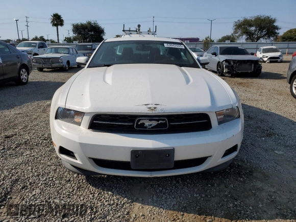 2012 Ford Mustang Premium with VIN 1ZVBP8AMXC5256770, listed as a Copart auction lot 63042445 with 101,849 mi miles and Salvage title. Bid and sale history available at DreamBid. Image 5.