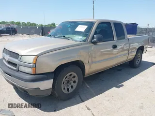 2005 Chevrolet Silverado 1500 Work Truck с VIN 1GCEC19X45Z220571, выставлен на аукционе IAAI как лот 42010514 с пробегом 192 394 миль миль и . История ставок и продаж доступна на DreamBid. Изображение 2.