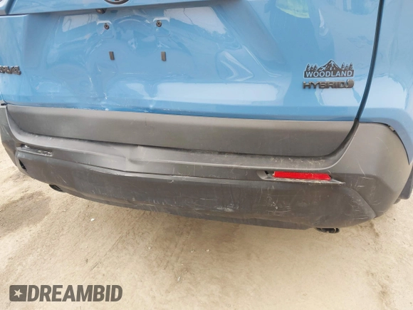 2023 Toyota RAV4 Hybrid XLE with VIN 2T3UWRFV0PW174552, listed as a IAAI auction lot 42499769 with 40,701 mi miles and . Bid and sale history available at DreamBid. Image 17.