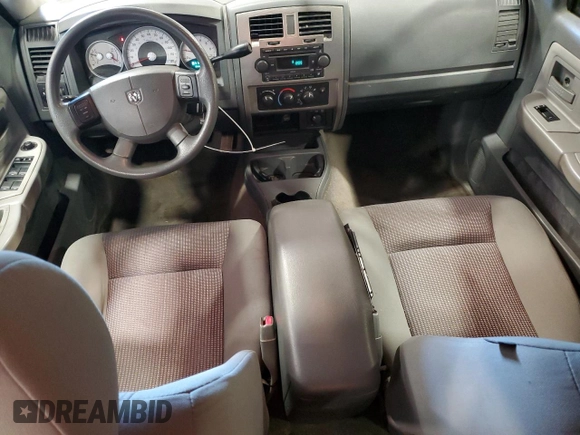 2007 Dodge Dakota SLT with VIN 1D7HW48K97S141569, listed as a Copart auction lot 84002054 with 204,019 mi miles and Salvage Title. Bid and sale history available at carsss.com. Image 8.