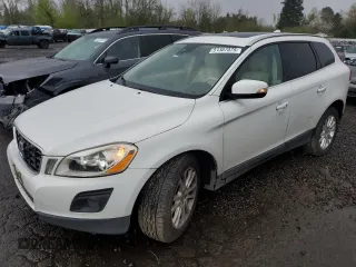 2010 Volvo XC60 3.0T z VIN YV4992DZ6A2020077, wystawiony jako Copart lot #51367075 z przebiegiem 137 376 mil mil oraz Szkoda całkowita • Salvage title. Historia ofert i sprzedaży dostępna na DreamBid. Obrazek 1.